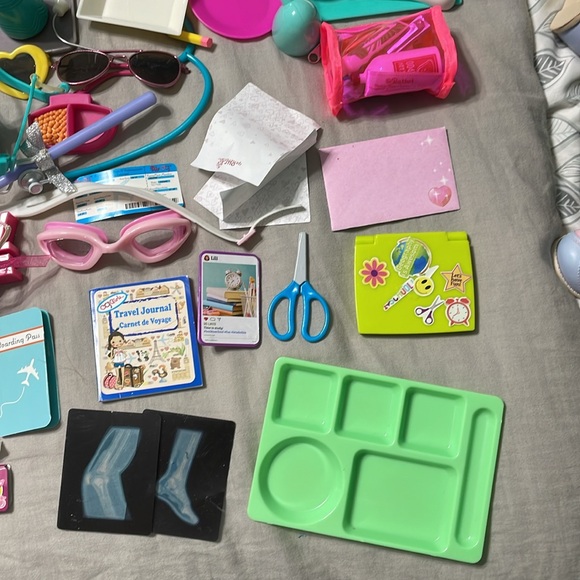 American Girl doll bed and desk set with accessories and clothes - Picture 9 of 16